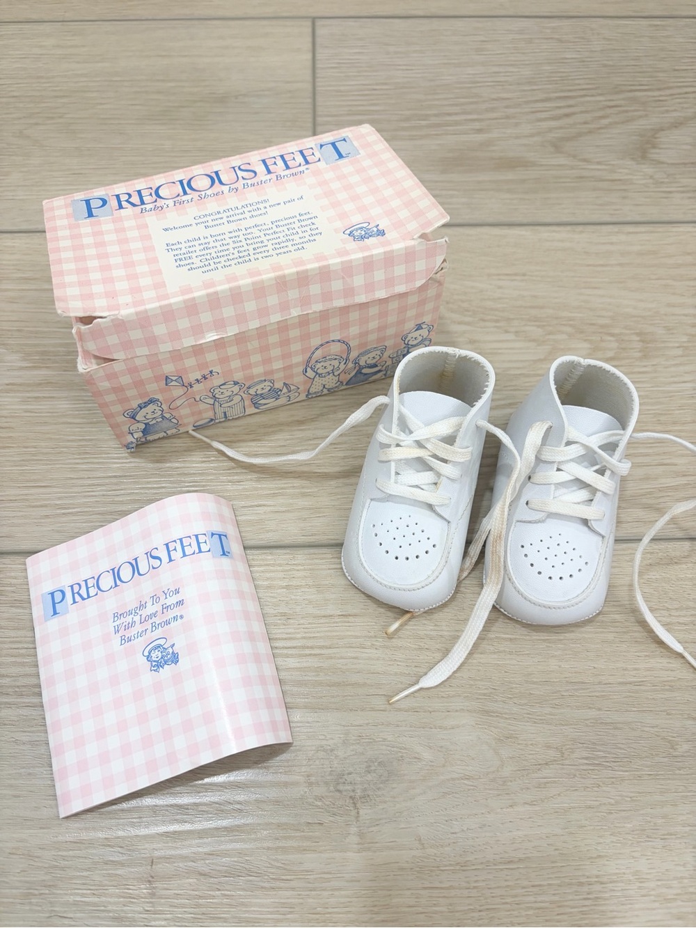 Vintage Buster Brown White Baby Lace-Up Shoes with Perforated Toe
